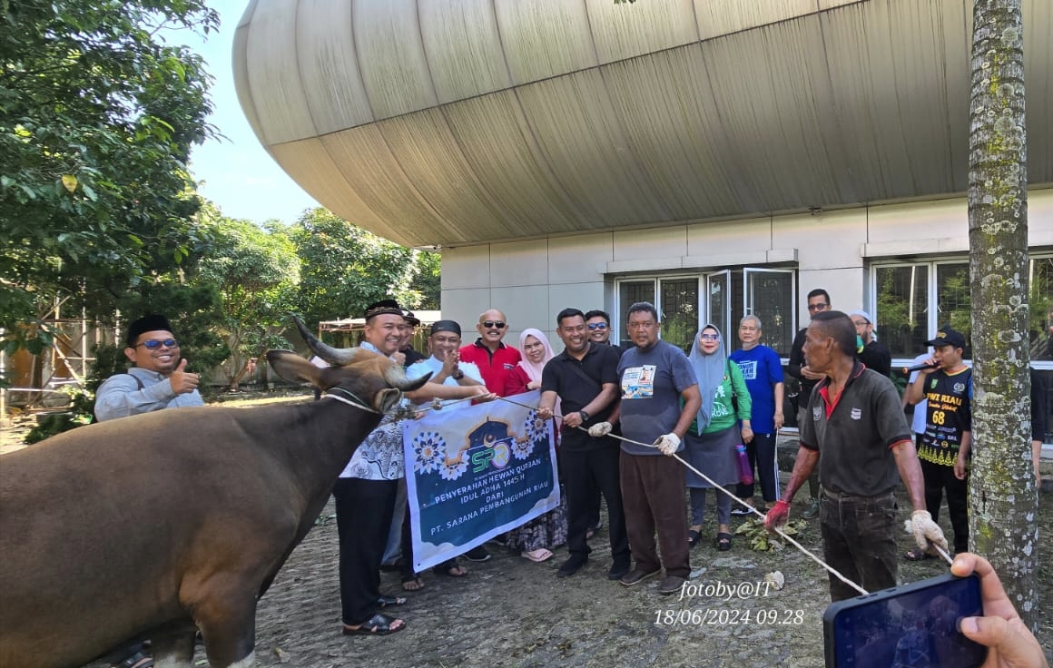 Pemotongan Hewan Kurban di PWI Riau Dihadiri Wakil Bupati Bengkalis dan Wakil Ketua DPRD Riau